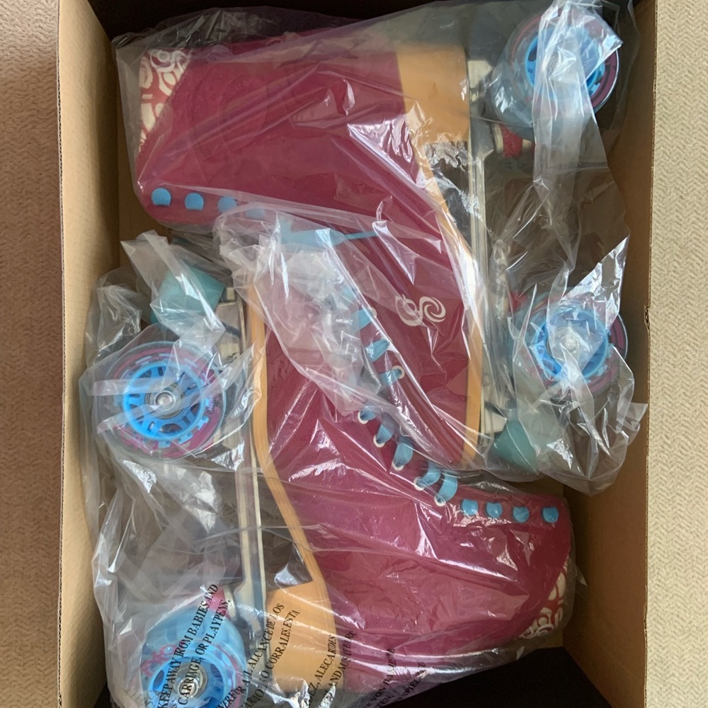 Candi Girl Skates, New - Picture 4 of 8
